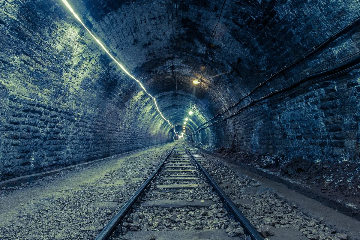 Un tunnel de mine de sel, semblable à ceux où Jean Hobé fut détenu en Silésie.